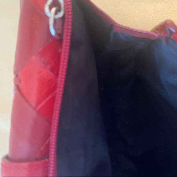 Beautiful and Elegant Brighton Red Leather Women's Bag - Picture 8 of 11